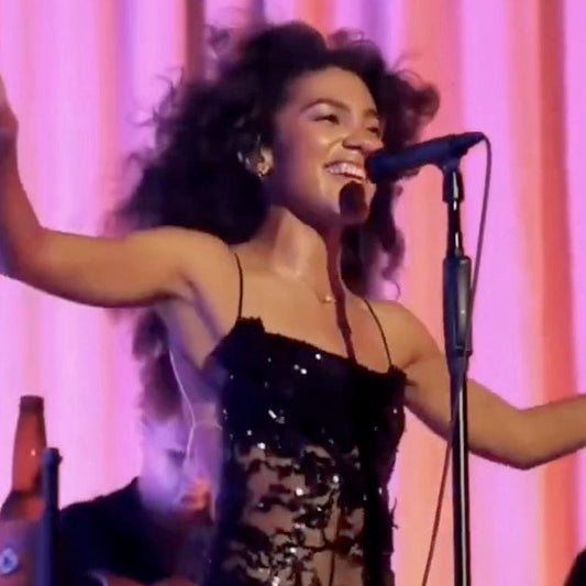 “You can hear her smile when she sings.”